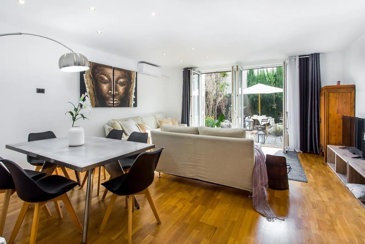 Beach House Villa Olimpica Barcelona 0*,