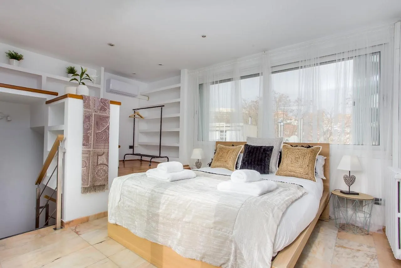Beach House Villa Olimpica Barcelona 0*,  Spain