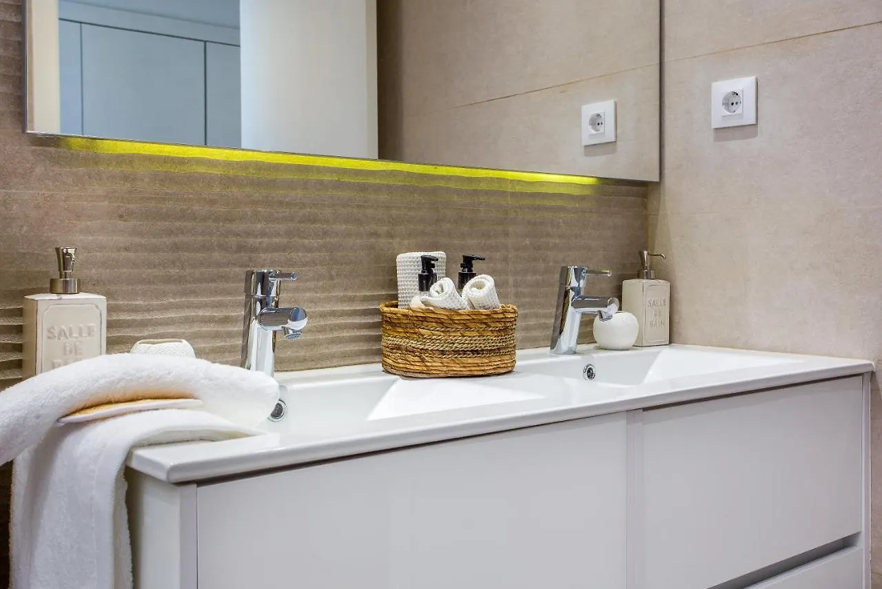 Beach House Villa Olimpica Barcelona 0*,